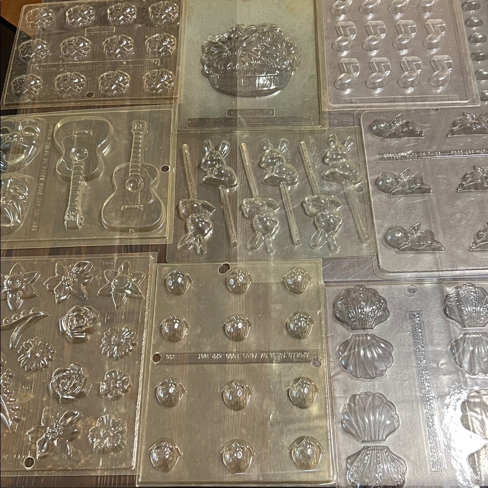 Lot of (15) VINTAGE Plastic Chocolate Candy/ Soap Molds